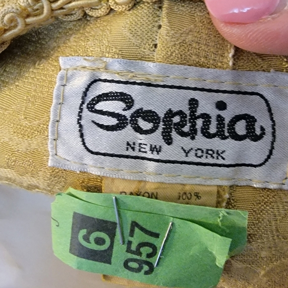 Ladies 2 PC Skirt Set - Picture 14 of 16